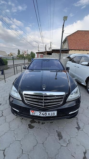 lada 06: Mercedes-Benz S-Class: 2010 г., Седан — 4
