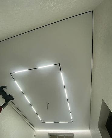 зеркала в ванную: Натяжной потолок Матовое Монтаж — 9