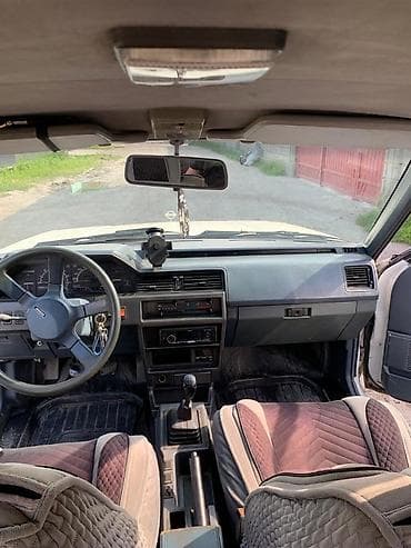 бмв 525 e34: Nissan Bluebird: 1990 г., Механика, Бензин, Универсал — 6