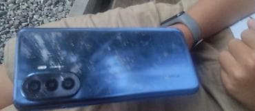 iphone pro max: Huawei Y70, модель MGA-LX9N. Смартфон в синем цвете с большим экраном — 1