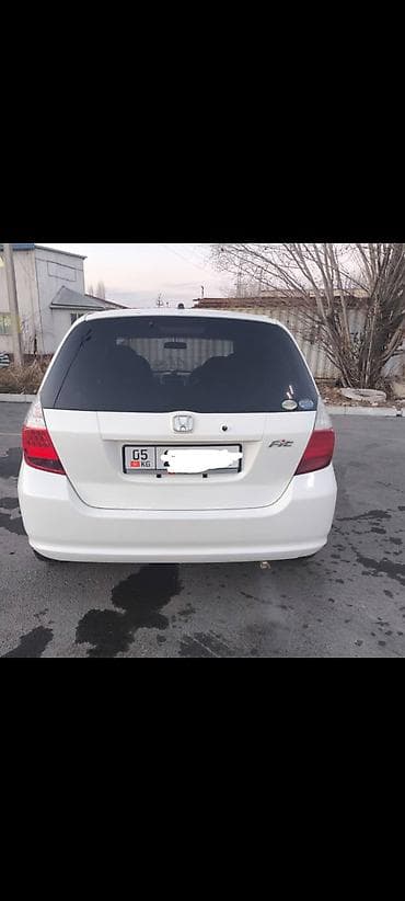 Продажа авто: Honda Fit: 2004 г., 1.3 л, Вариатор, Бензин, Хэтчбэк — 6