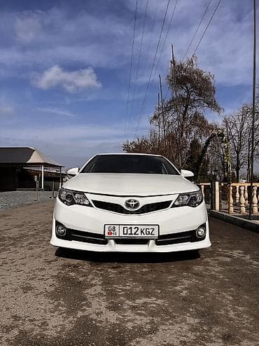 Toyota Camry: 2012 г., 2.5 л, Автомат, Бензин, Седан