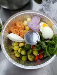 требуется музыкант в кафе: Повар Холодный цех. Больше 6 лет опыта — 5