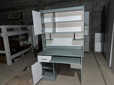 стол в офис: Компьютерный стол, Новый, С полками — 9