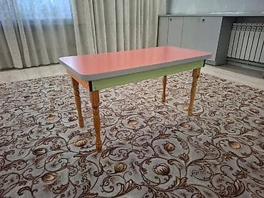 ученический стол с полками: Оборудование для детского сада - кроватки, парты, столы. Б/у в — 3