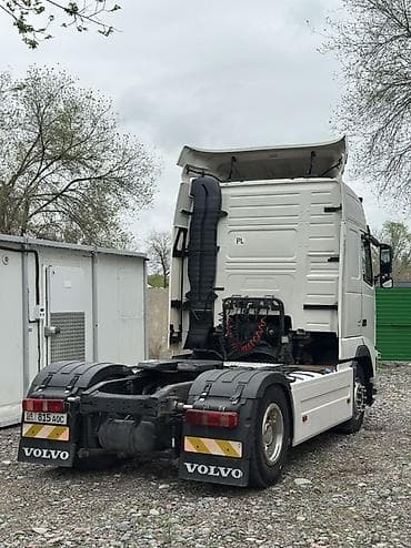 j 5: Тягач, Volvo, 2008 г., Без прицепа — 7