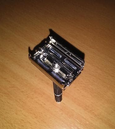 Велосипеддер: Винтажный металлический бритвенный станок с изменяемым углом наклона — 1