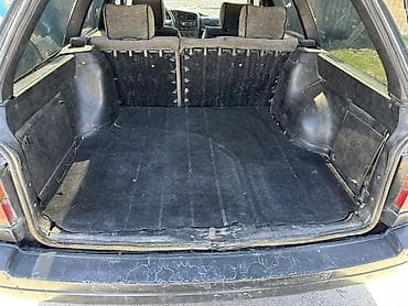 Volkswagen: Volkswagen Passat Variant: 1988 г., 1.8 л, Механика, Бензин, Универсал — 6