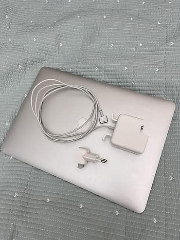 электронные книги бишкек: Apple MacBook Air 13" - Корпус из алюминия, цвет Silver - Экран 13" с — 4