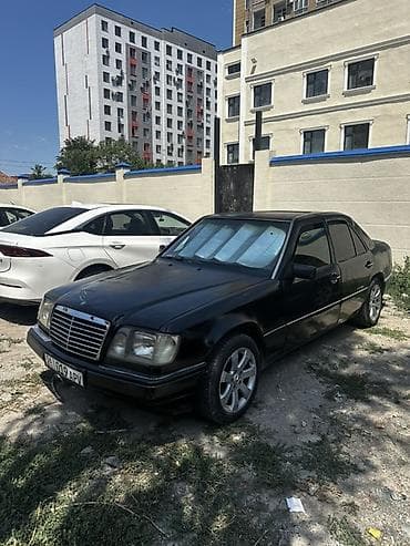 Продажа авто: Mercedes-Benz W124: 1993 г., 2 л, Седан — 5