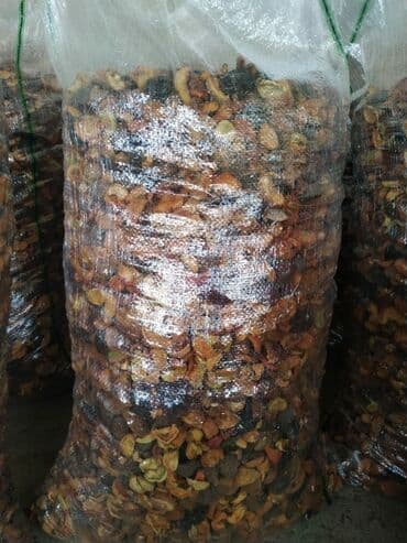 столик для фруктов: Сухофрукты.Компотный смесь.Состав:яблоки,урюк,слива и черешня.По 30 — 6