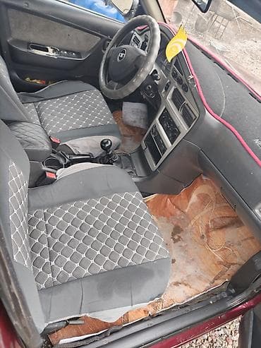 шагыл сокулук: Daewoo Nexia: 2012 г., 1.5 л, Кол менен иштөөчү, Газ, Седан — 5