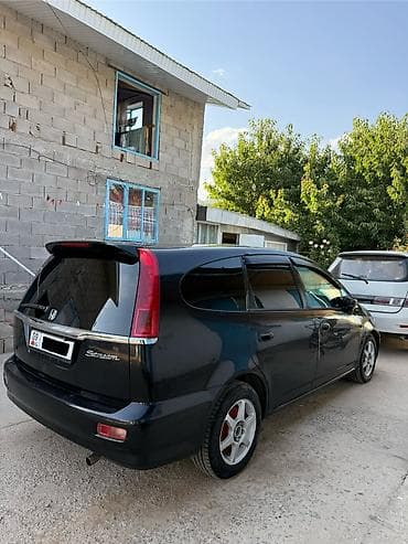 mini cuper: Honda Stream: 2001 г., 1.7 л, Автомат, Бензин, Универсал — 4