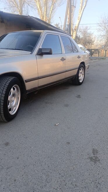 124 e500: Mercedes-Benz W124: 1988 г., 2.3 л, Автомат, Бензин — 6