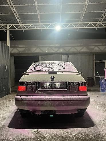 sprinter 315: Volkswagen Vento: 1993 г., 1.8 л, Механика, Бензин, Седан — 8