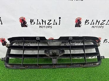 beta ff: Решетка радиатора Subaru 2002 г., Б/у, Оригинал — 1
