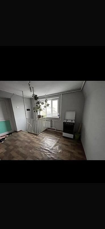 Недвижимость: Сдается квартира в частом доме . СДАЕМ ТОЛЬКО ДЕВОЧКАМ!!!!!!! Адрес — 4