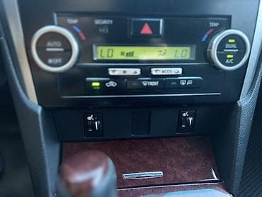 old man: Toyota Camry: 2012 г., 2.5 л, Автомат, Бензин, Седан — 6