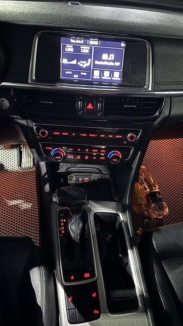 2017: Kia K5: 2017 г., 2 л, Гибрид, Седан — 7