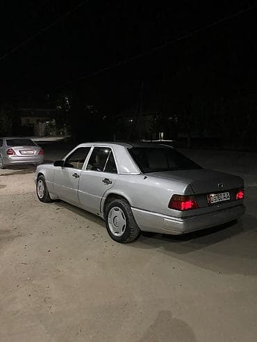 Mercedes-Benz W124: 1992 г., 2.3 л, Механика, Бензин, Седан — 1
