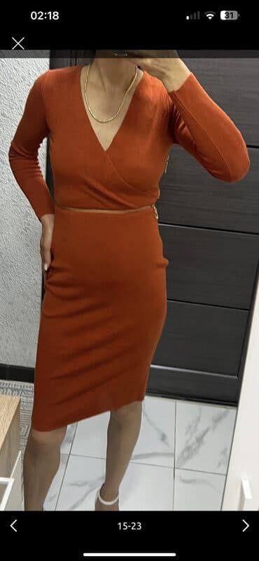 национальные украшения бишкек: Вечернее платье, Длинная модель, С рукавами, S — 12