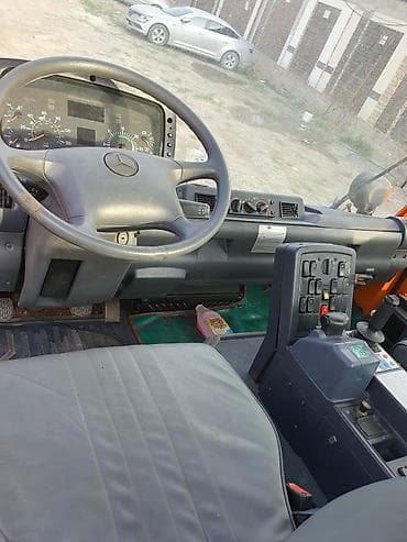водный мото: Грузовик, Mercedes-Benz, Стандарт, 3 т, Б/у — 4