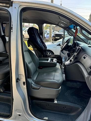 sprinter 2008: Hyundai Grand Starex: 2008 г., 2.5 л, Автомат, Дизель, Минивэн — 8