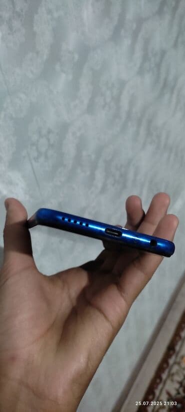 13 про телефон: Redmi, Redmi 8, Б/у, 64 ГБ, цвет - Синий, 2 SIM — 3