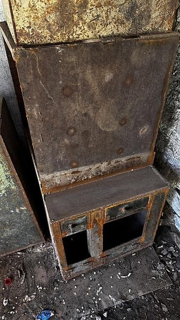 вода буржука: Металлическая печь-буржуйка с дымоходом - Материал: сталь/листовой — 6
