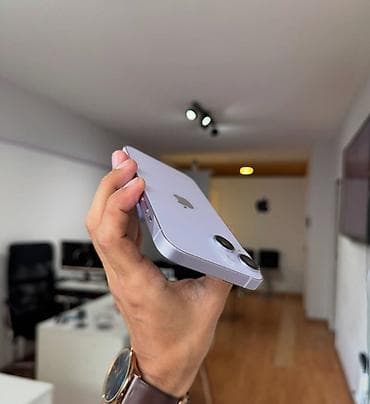 mi store: IPhone 14, Б/у, 128 ГБ, Зарядное устройство, Защитное стекло, Чехол, 81 % — 2