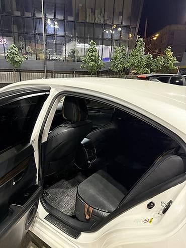 Lexus ES: 2016 г., 2.5 л, Автомат, Гибрид, Седан