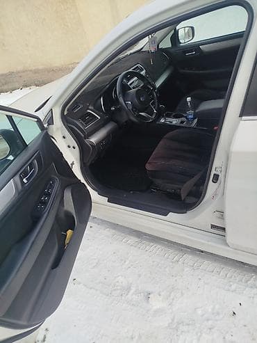 Subaru: Subaru Legacy: 2017 г., Седан — 5