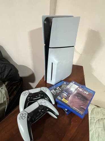 плестейшен 3: PS5 с двумя джойстиками с играми: Mortal Kombat 11 FIFA 24 eFootball — 2