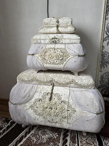 сундук большой: Сундук, Для приданого невесты, Другой тип, цвет - Бежевый — 1