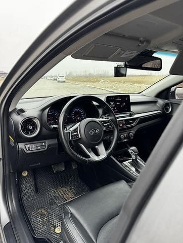Kia: Kia K3: 2019 г., 1.6 л, Вариатор, Бензин — 9