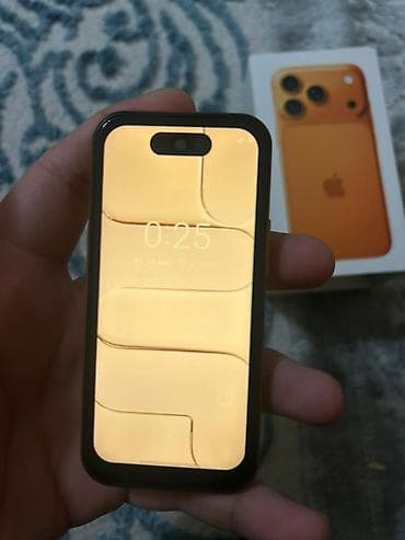 Poco: Смартфон с дизайном в стиле iPhone (мини-формат), оранжевого цвета — 4