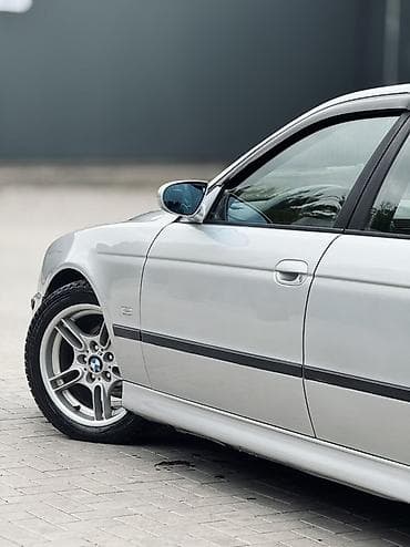 camry 1998: BMW 5 series: 2002 г., 2.5 л, Автомат, Бензин, Седан — 6