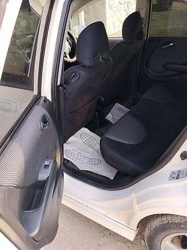 Скупка авто: Honda Fit: 2003 г., 1.5 л, Вариатор, Бензин, Хэтчбэк — 9