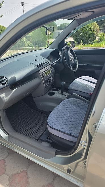 Продажа авто: Mazda Demio: 2003 г., 1.3 л, Автомат, Бензин, Хэтчбэк — 5