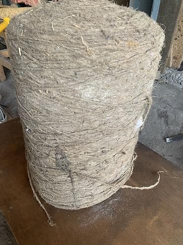 Джутовый канат (бечёвка) в большой промышленной бухте. - Материал