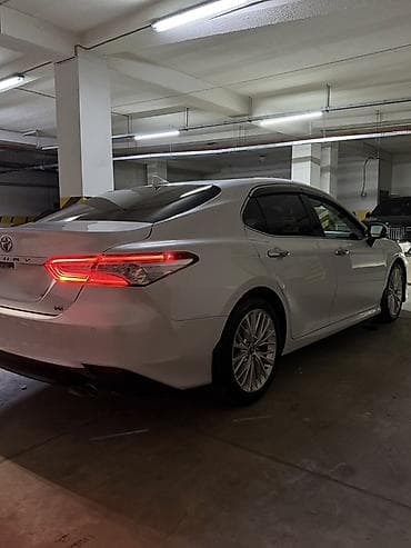 byd e7: Toyota Camry: 2019 г., 3.5 л, Автомат, Бензин, Седан — 4