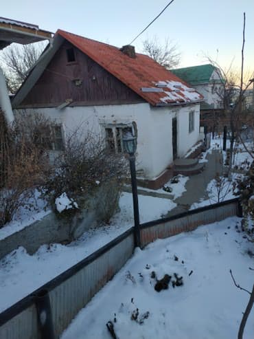сдается дом без хозяина в бишкеке: 50 м², 3 комнаты, Забор, огорожен — 2
