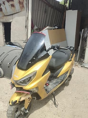 gilera runner: В ПРОДАЖЕ МАКСИ СКУТЕР В ЗОЛОТИСТОМ ЦВЕТЕ АВТОЗАВОД СИГНАЛИЗАЦИЯ ВСЕ — 8