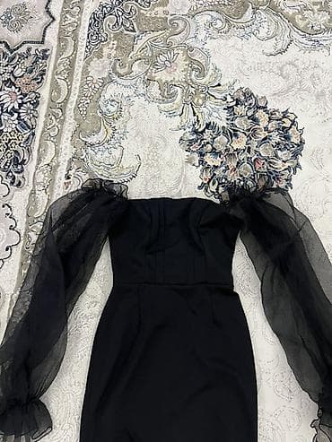 Вечернее платье, Длинная модель, Атлас, Без рукавов, Корсет, Стразы, M — 8