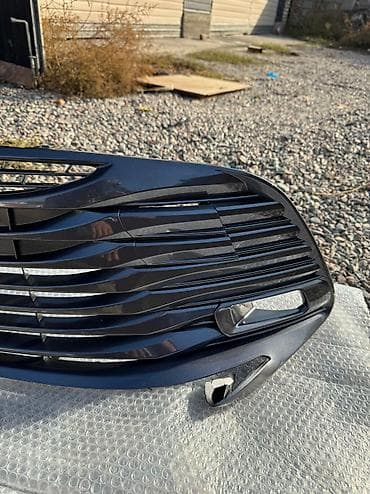 4x4: Решетка радиатора Toyota Новый, Аналог — 2