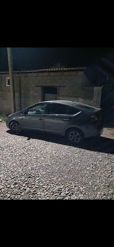 corolla 2004: Toyota Prius: 2006 г., Гибрид, Хэтчбэк — 1
