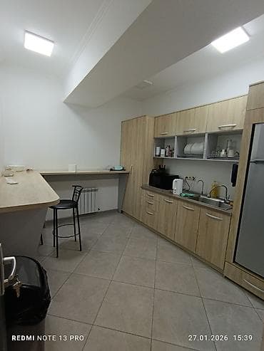 Коммерческая недвижимость: Продажа офисов 231 м², С ремонтом, Многоэтажное здание, 1 этаж — 10