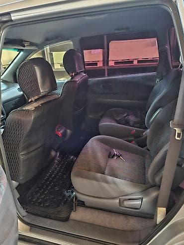 тоето пикник: Toyota Picnic: 1998 г., Минивэн — 3