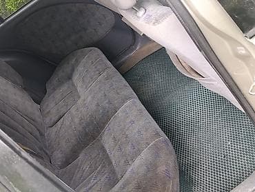 таеиа ист: Toyota Raum: 1997 г., 1.5 л, Автомат, Бензин, Хэтчбэк — 6