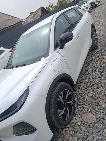 mini john cooper works: Чанган Q05 Электромобиль кроссовер, 5 дверей, белый цвет кузова с — 8